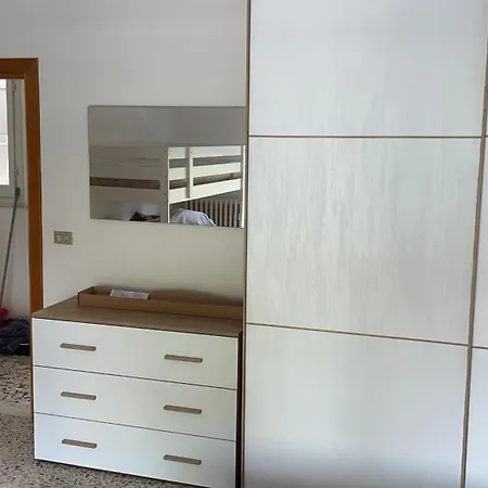 Lauranna Apartment